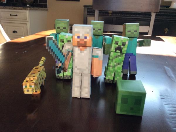 Paper craft minecraft guys Origami Yoda